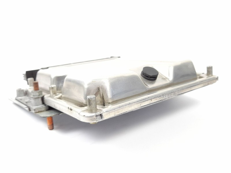 Recambio de centralita motor uce para citroen xantia berlina 2.0 hdi sx referencia OEM IAM   