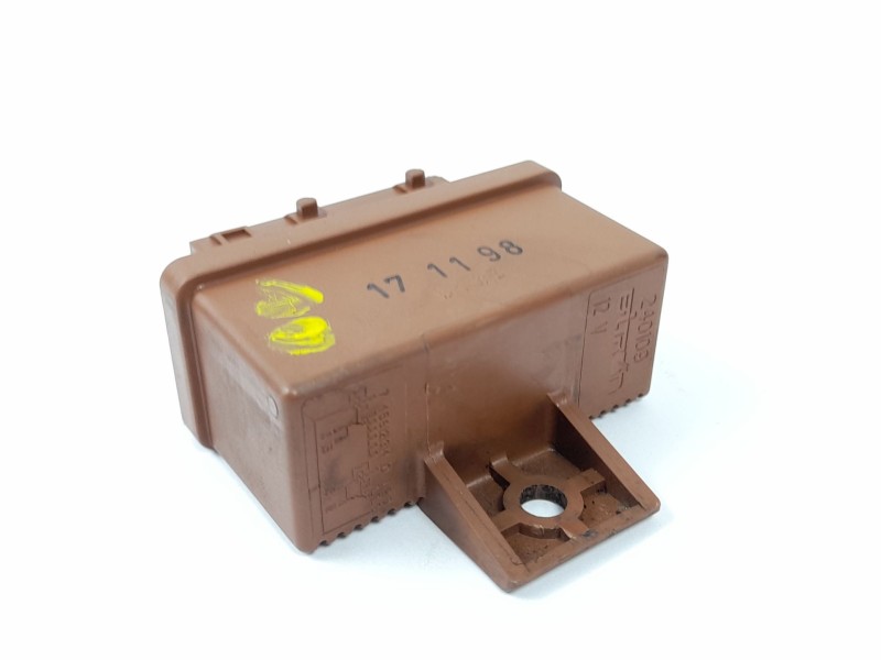 Recambio de rele para citroen xantia berlina 2.0 hdi sx referencia OEM IAM 240109  