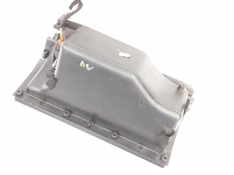 Recambio de guantera para citroen xantia berlina 2.0 hdi sx referencia OEM IAM   
