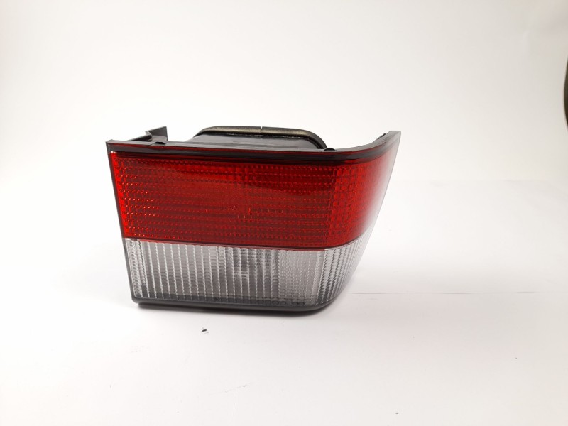 Recambio de piloto trasero izquierdo para citroen xantia berlina 2.0 hdi sx referencia OEM IAM   