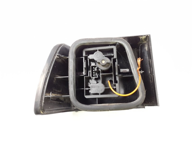 Recambio de piloto trasero derecho para citroen xantia berlina 2.0 hdi sx referencia OEM IAM   
