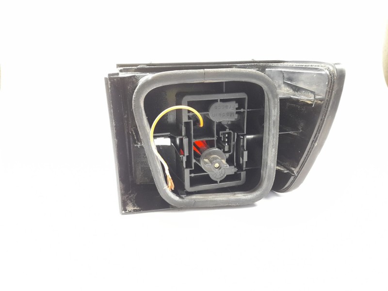 Recambio de piloto trasero derecho para citroen xantia berlina 2.0 hdi sx referencia OEM IAM   