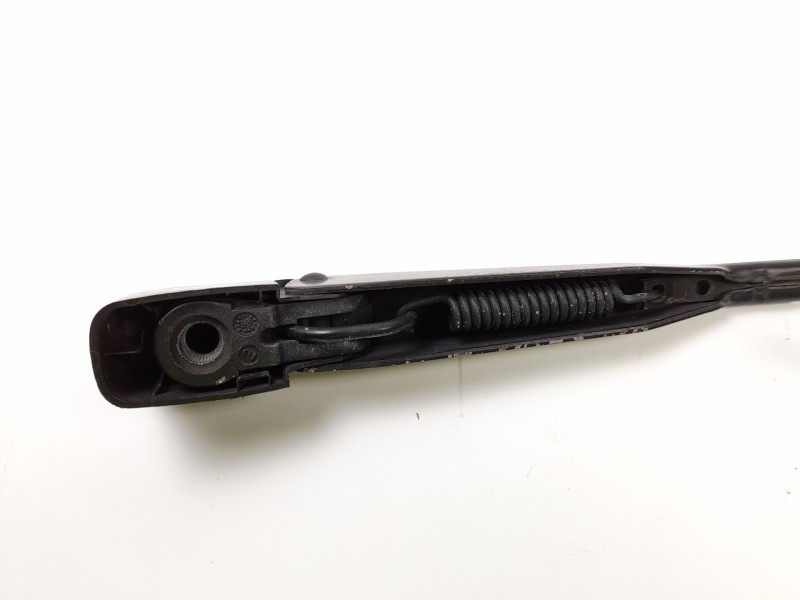 Recambio de brazo limpia trasero para citroen xantia berlina 2.0 hdi sx referencia OEM IAM   