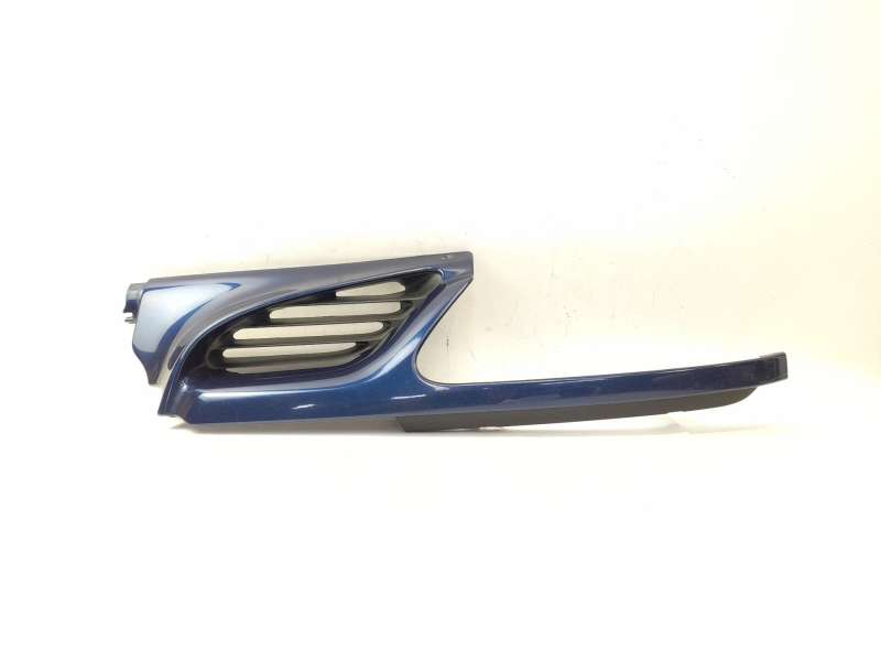 REJILLA DELANTERA 7700834200 
