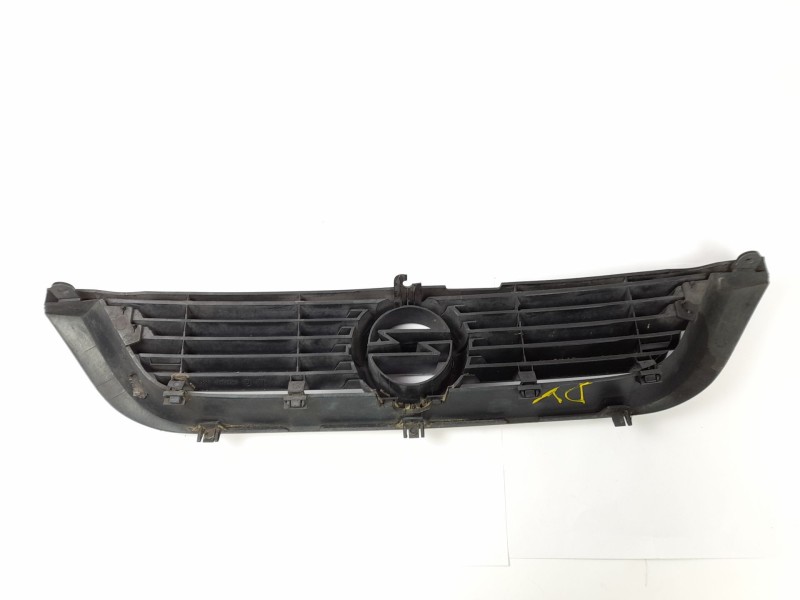 Recambio de rejilla delantera para opel vectra b (j96) 2.0 dti 16v (f19) referencia OEM IAM 90568226  