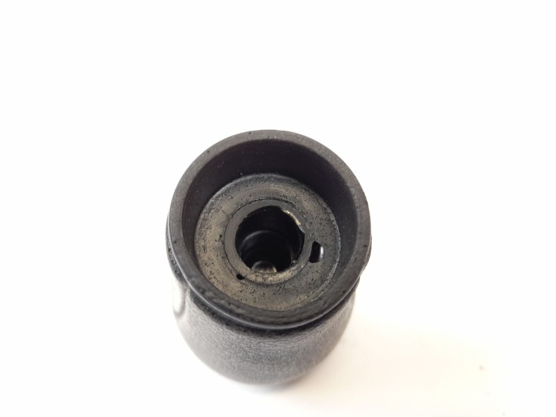 Recambio de pomo palanca cambio para audi a4 b5 (8d2) 1.9 tdi referencia OEM IAM   
