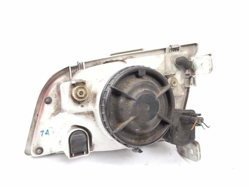 Recambio de faro derecho para mitsubishi space star monospace (dg_a) 1.3 16v (dg1a) referencia OEM IAM 001149610  