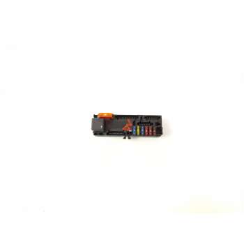 CAJA RELES / FUSIBLES A0005400072 