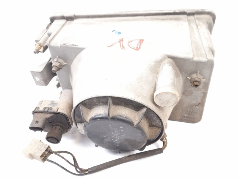 Recambio de faro izquierdo para iveco daily ii furgón 30-10 referencia OEM IAM 1616417731  