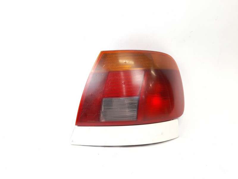 PILOTO TRASERO DERECHO 8D0945096 