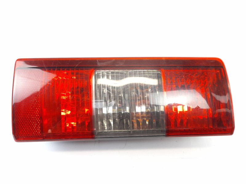 Recambio de piloto trasero izquierdo para opel combo (corsa c) cargo referencia OEM IAM   