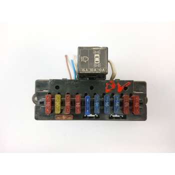 CAJA RELES / FUSIBLES 
