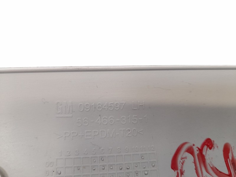 Recambio de moldura para opel combo (corsa c) cargo referencia OEM IAM 09184597LH  