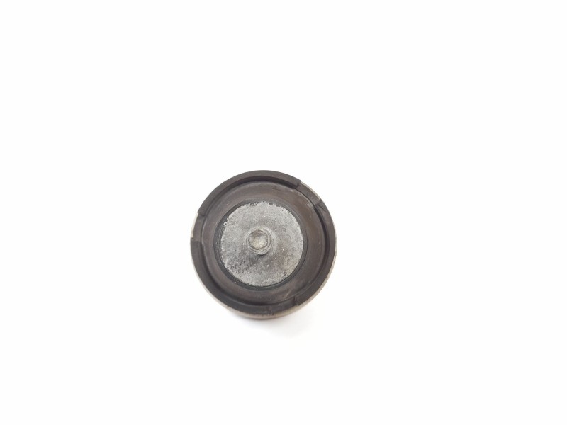 Recambio de soporte motor para peugeot 205 furgón 1.8 d referencia OEM IAM   