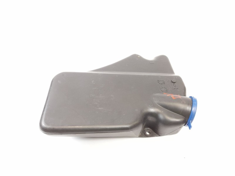 Recambio de deposito limpia para peugeot 205 furgón 1.8 d referencia OEM IAM 9255225680  