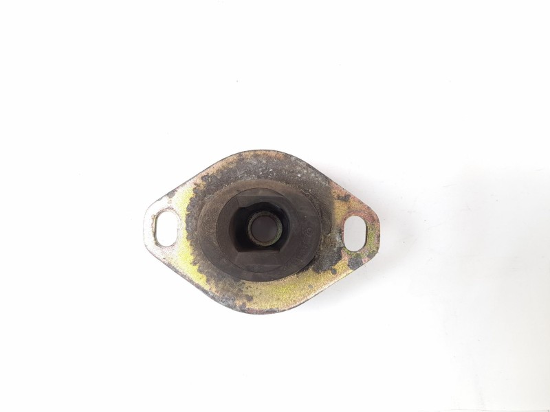 Recambio de soporte cambio para peugeot 205 furgón 1.8 d referencia OEM IAM   