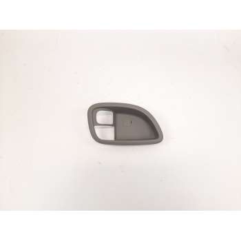 MOLDURA 836111D000 