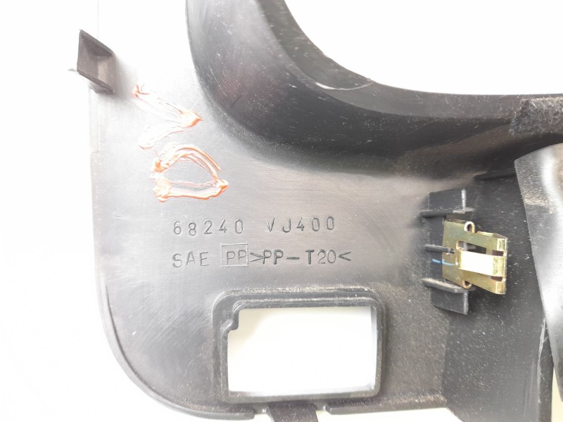 Recambio de moldura para nissan pick up (d22) 2.5 d referencia OEM IAM 68240VJ400  