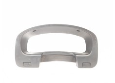 Recambio de moldura para nissan pick up (d22) 2.5 d referencia OEM IAM 68240VJ400  