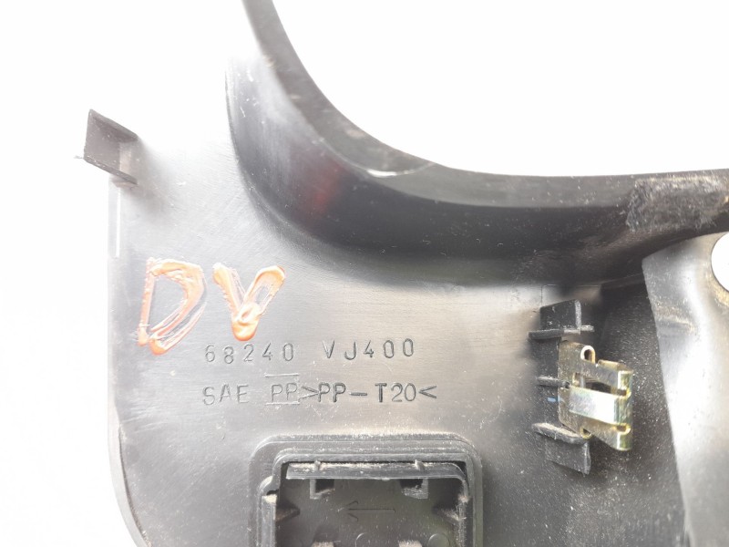 Recambio de moldura para nissan pick up (d22) 2.5 d referencia OEM IAM 68240VJ400  