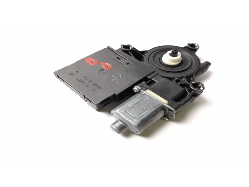 Recambio de motor elevalunas delantero derecho para volkswagen golf plus (521) advance referencia OEM IAM 0130822451  
