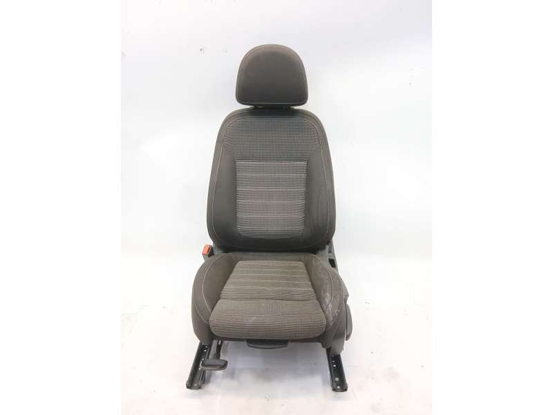 ASIENTO DELANTERO IZQUIERDO 