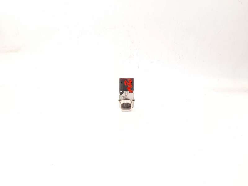 SENSOR APARCAMIENTO TRASERO 687912 