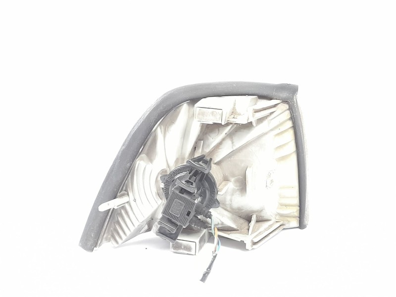 Recambio de piloto delantero izquierdo para bmw serie 3 berlina (e36) 318tds referencia OEM IAM 1384032 ZB155233 