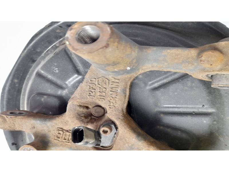 Recambio de mangueta trasera derecha para volkswagen golf plus (521) advance referencia OEM IAM 12FJG  