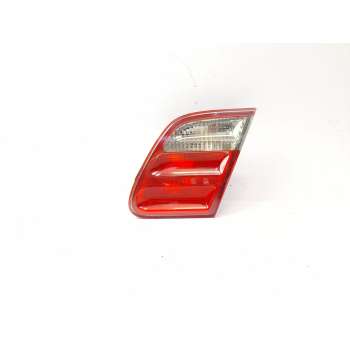 PILOTO TRASERO DERECHO INTERIOR A2108203864 318802R