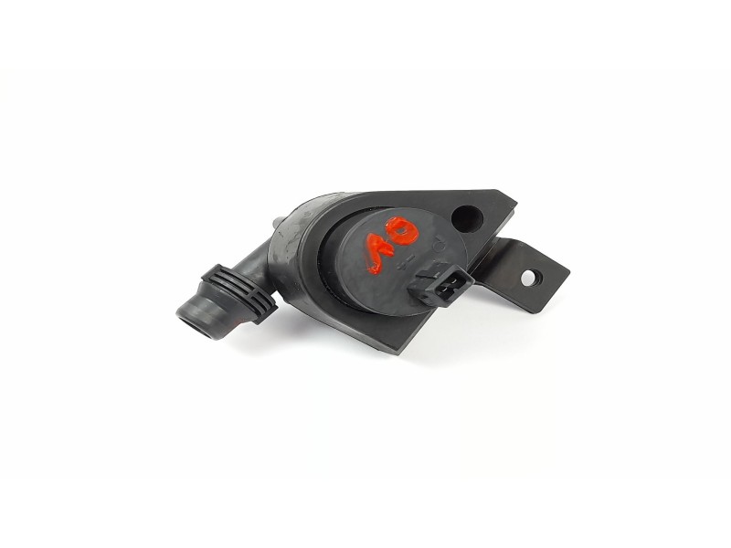 Recambio de bomba agua para bmw serie 5 berlina (e60) 535 d referencia OEM IAM 6922647 50018904 64216917700