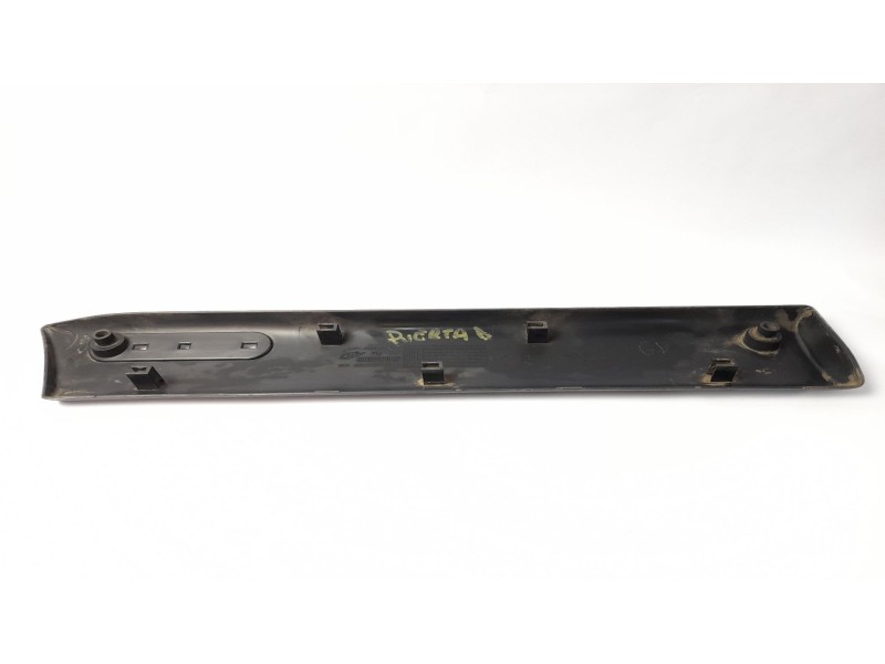 Recambio de molduras delanteras para opel movano furgón (f9) 2.8 dti referencia OEM IAM 7701692581  