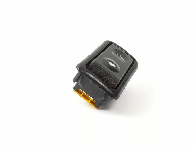 Recambio de mando elevalunas delantero derecho para bmw serie 3 berlina (e36) 318tds referencia OEM IAM 8368941  