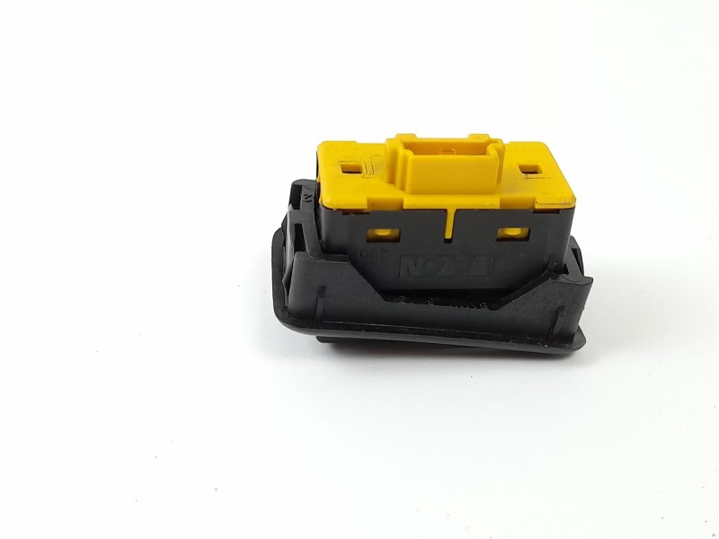 Recambio de mando elevalunas delantero derecho para bmw serie 3 berlina (e36) 318tds referencia OEM IAM 8368941  