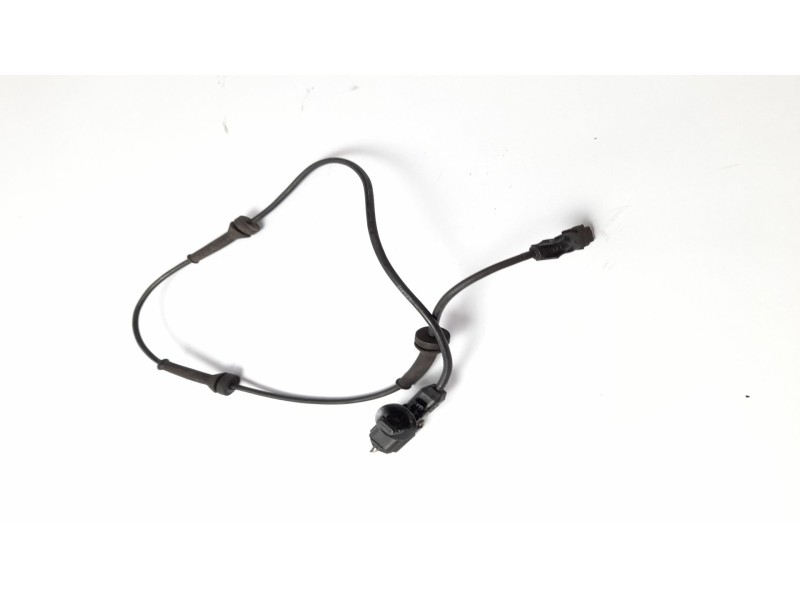 Recambio de sensor abs para renault scenic ii 1.5 dci diesel referencia OEM IAM 8200404460  