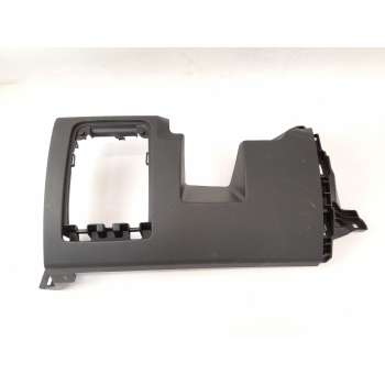 MOLDURA 689219800R 