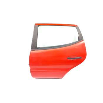 PUERTA TRASERA IZQUIERDA A1687301305 A1687302305 