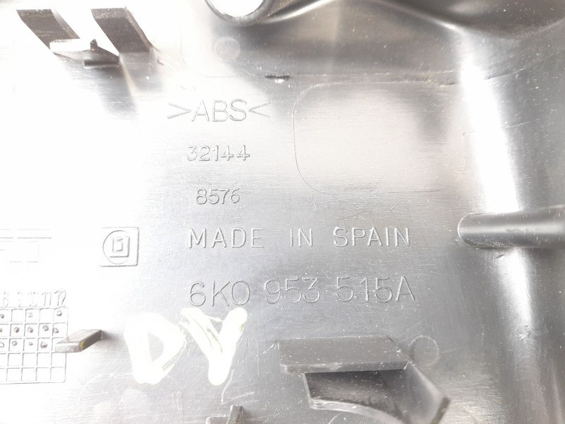 Recambio de moldura para seat cordoba berlina (6k2) 1.9 td referencia OEM IAM 6K0953515A  