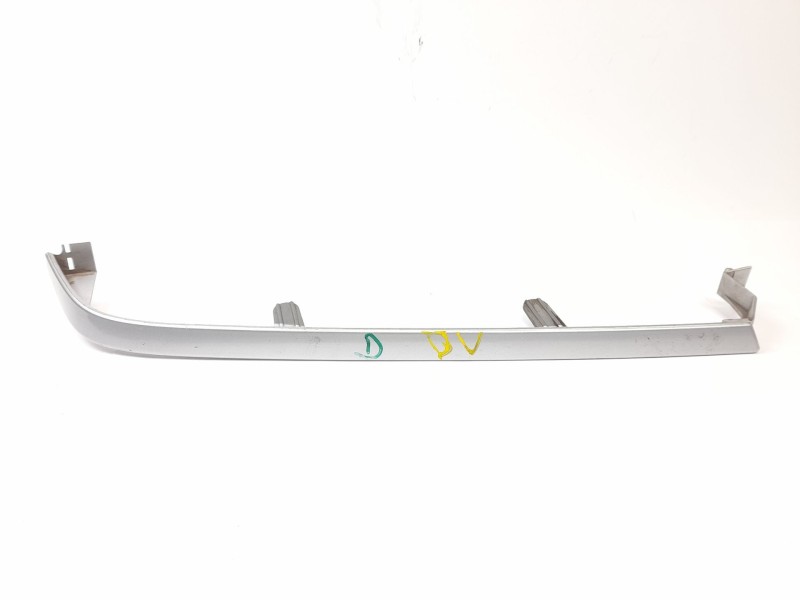 Recambio de moldura para citroen xantia berlina 2.0 hdi sx referencia OEM IAM   