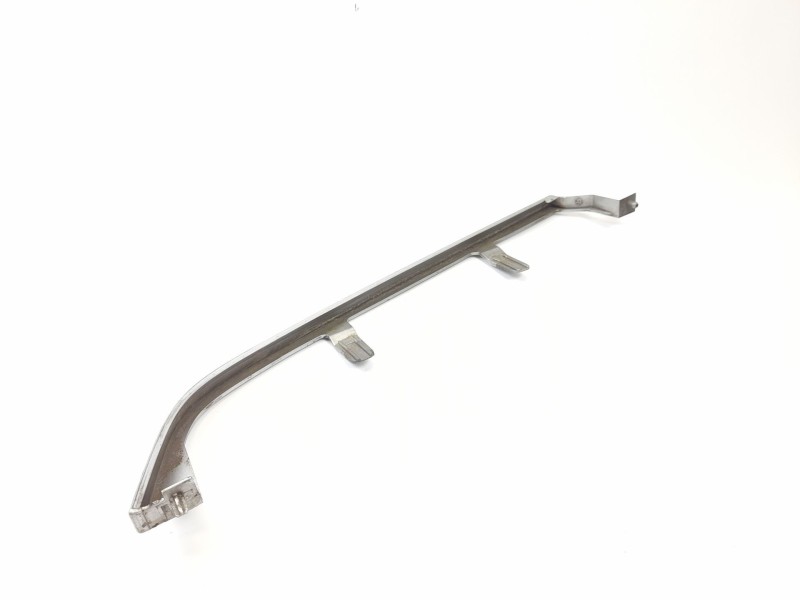 Recambio de moldura para citroen xantia berlina 2.0 hdi sx referencia OEM IAM   