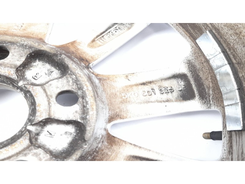 Recambio de llanta para volkswagen golf plus (521) advance referencia OEM IAM 5K0601025  