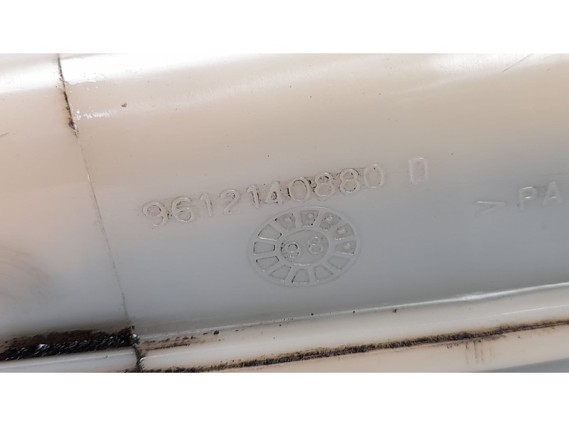 Recambio de deposito servo para citroen berlingo 1.9 diesel referencia OEM IAM 9612140880  