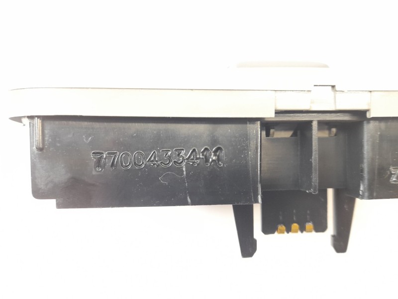 Recambio de luz interior para renault scenic i (ja..) 2.0 16v rx4 referencia OEM IAM 7700433411  