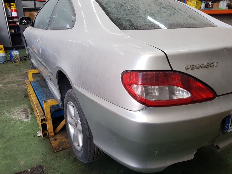 peugeot 406 coupé (8c) del año 1999