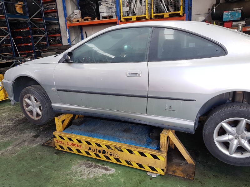 peugeot 406 coupé (8c) del año 1999