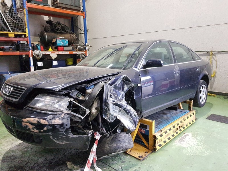 audi a6 c5 (4b2) del año 1997