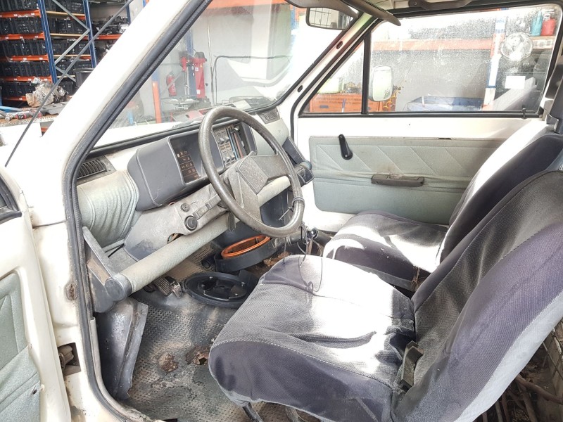 seat terra (24) del año 1987