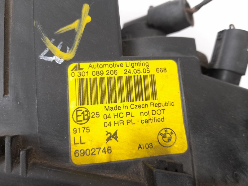 Recambio de faro derecho para bmw serie 3 berlina (e46) 320d referencia OEM IAM 0301089206 6902746 