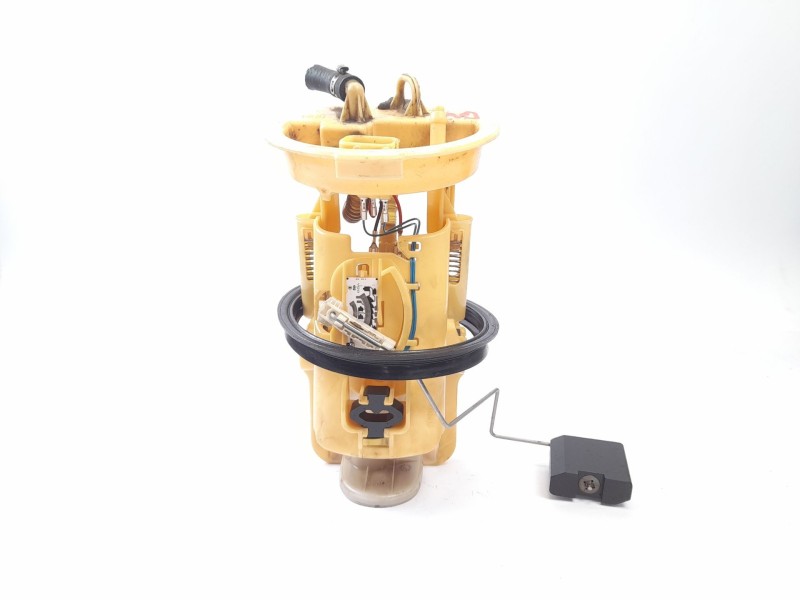 Recambio de bomba combustible para bmw serie 3 berlina (e46) 320d referencia OEM IAM 6750582 228214 