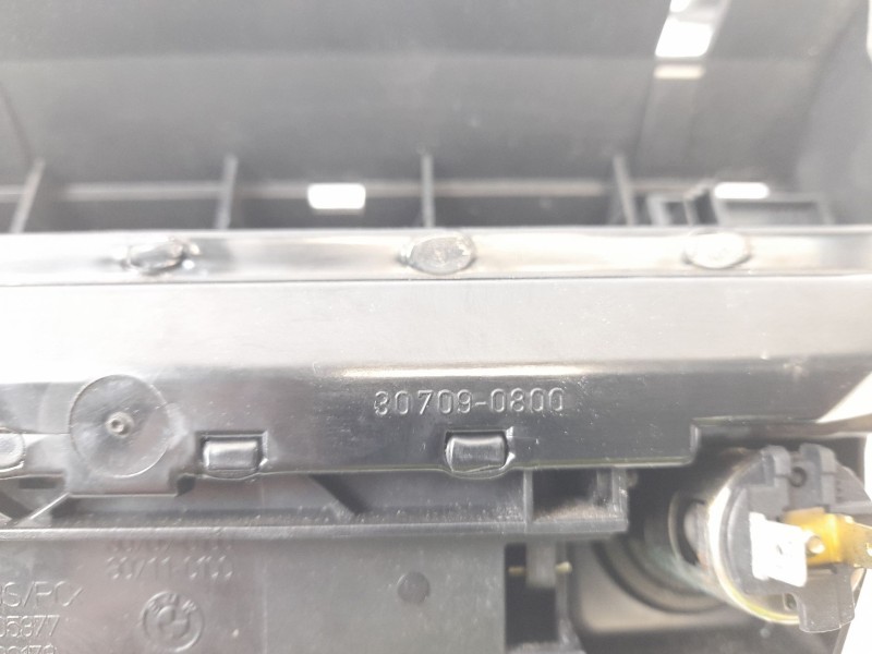 Recambio de cenicero para bmw serie 3 berlina (e46) 320d referencia OEM IAM 307090800 307090100 8205377